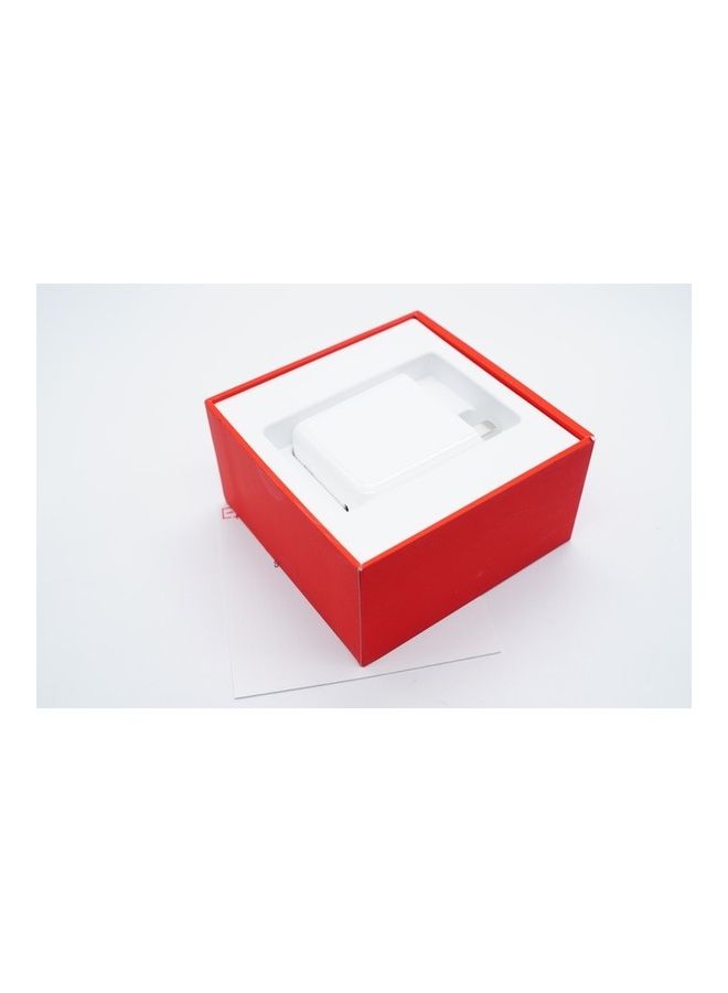 OnePlus Warp Charge Power Adapter White - Image 2