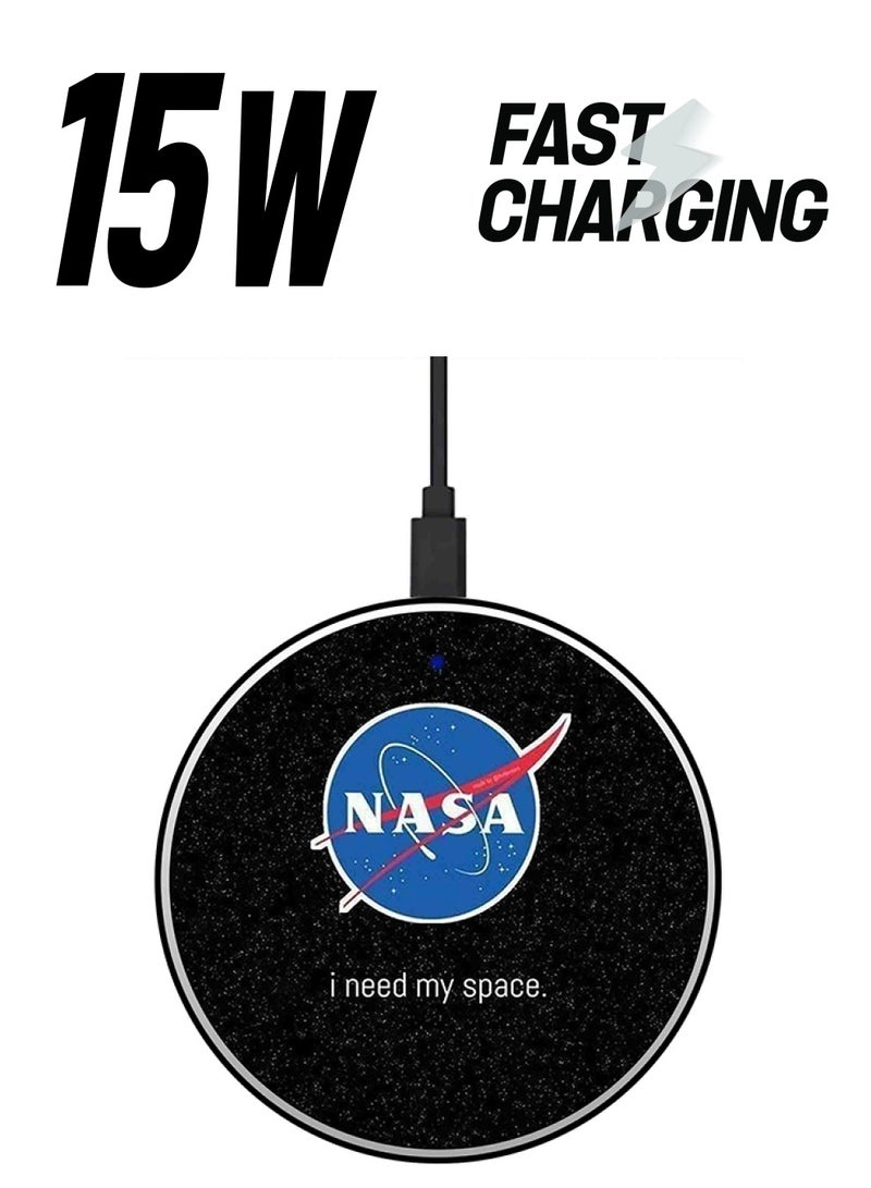 ثيودور شاحن لاسلكي سريع ورفيع للغاية بطبعة عبارة "NASA I Need My Space" مع كابل بمنفذ USB أسود/أزرق/أبيض - Image 1