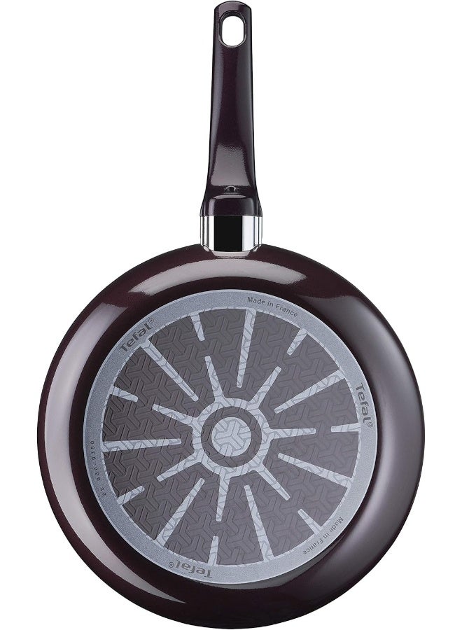 تيفال TEFAL Resist Intense Frypan | مقلاة تيفال ريزست إنتنس | 28 سم | مقلاة غير لاصقة | سهلة التنظيف | طبقة غير لاصقة | تقنية تيرمو-سيجنال™ | طهي صحي | أواني طهي آمنة | فرنسا | تحمير | وصفات | D5220683 أسود/ أحمر 28سم  - Image 3
