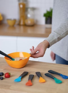 tommee tippee Pack Of 5 Easigrip Self-Feeding  Spoons With Antibacterial Technology, Chunky Handles, 4 Months+, Multicolour  - Image 4