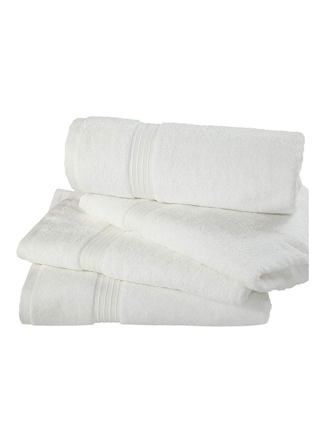 طقم مناشف حمام مكون من 4 قطع مصنوع من القطن الممشط بنسبة 100% وبكثافة 600 غرام لكل متر مربع وبجودة عالية وفائقة الامتصاص بجودة فندقية للاستحمام والمنتجع الصحي أبيض 70x140سم