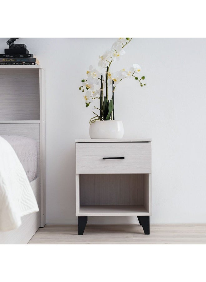 Gamorah 5 Pieces Bed Set King Size, Night Stand, Dresser And Stool with Mirror, Wood Washed White 180x200cm