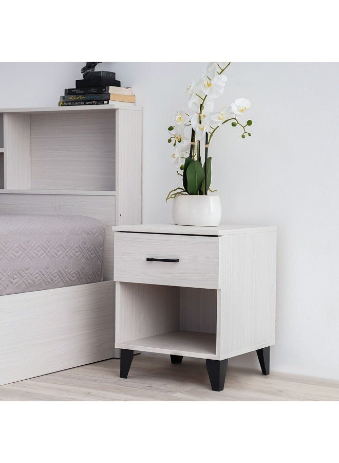Gamorah 5 Pieces Bed Set King Size, Night Stand, Dresser And Stool with Mirror, Wood Washed White 180x200cm