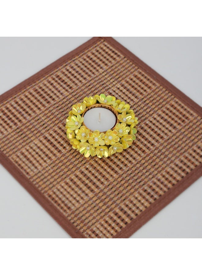 Madhoor Fancy FloatingTealight Candle Holder 8cm - Image 1