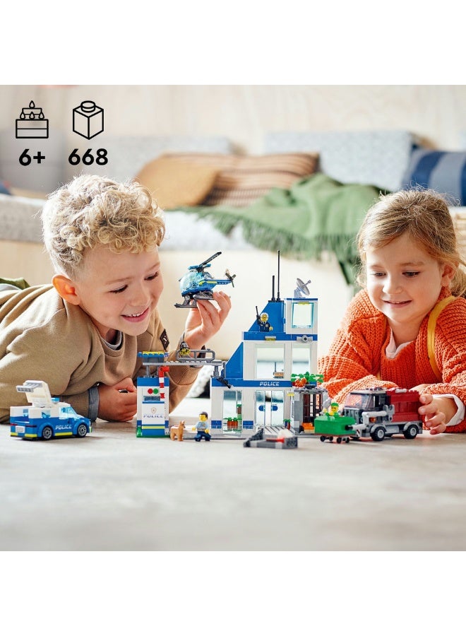 LEGO City Police Station Truck Toy & Helicopter Set 60316 (Age 6+, 668 Pieces) - Image 3