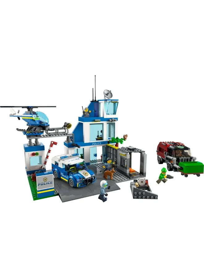 LEGO LEGO 60316 City Police Police Station Building Toy Set (668 Pieces)