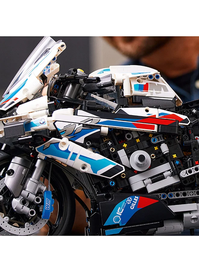 LEGO Technic BMW M 1000 RR 42130