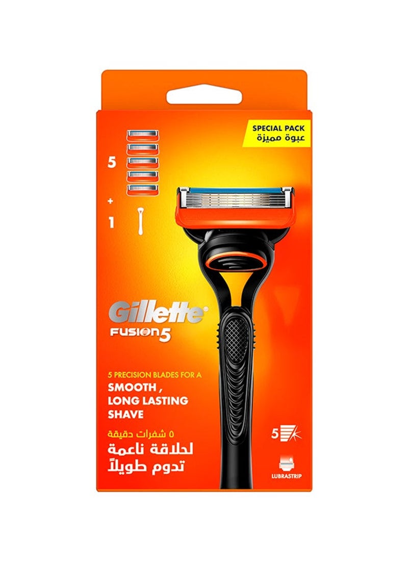 Gillette Fusion Handle With 5 Blades 69.52grams - Image 1