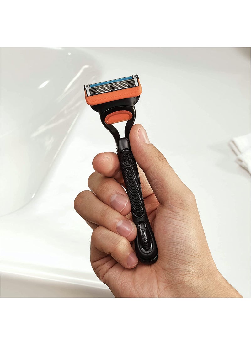 Gillette Fusion5 Refillable Razor With  Handle  And 11 Blade Refills - Image 5