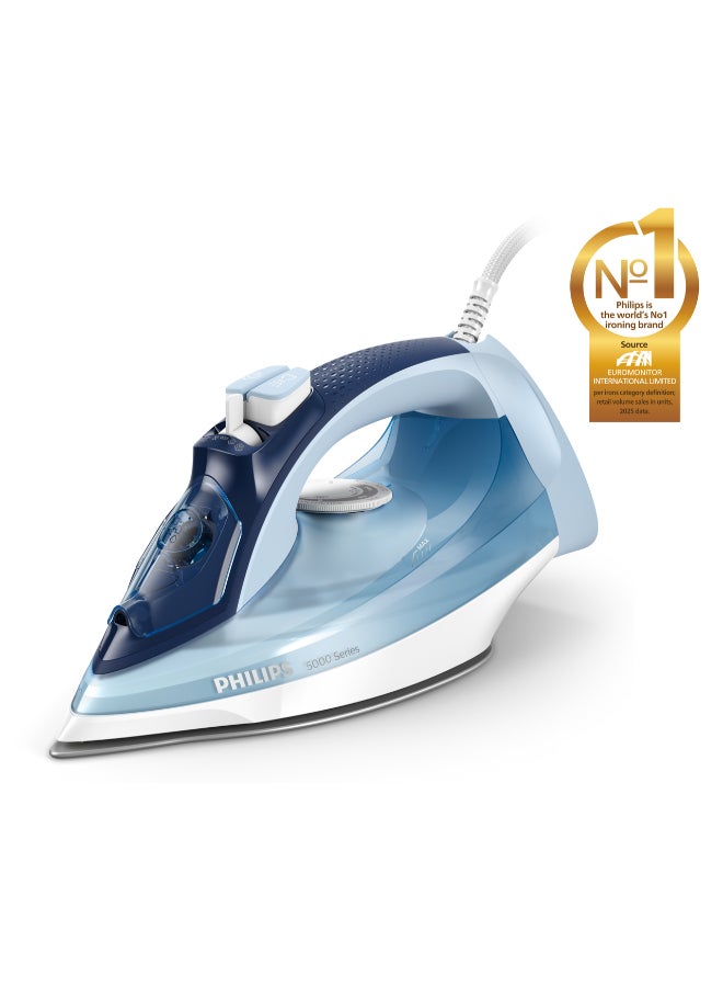 فيليبس جهاز كي بالبخار سلسلة 5000 - قوة تدفق البخار 180 جرام، قاعدة - SteamGlide Plus 320 ml 2400 W DST5020/26 أزرق/ أبيض - Image 1