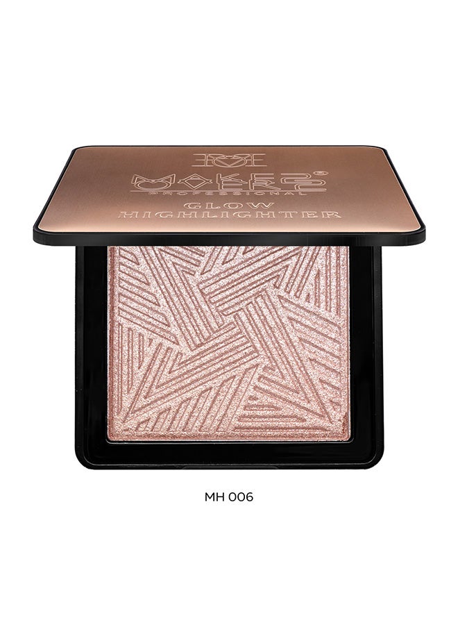 MAKE OVER 22 Glow Highlighter Love Bird Gold - Image 1