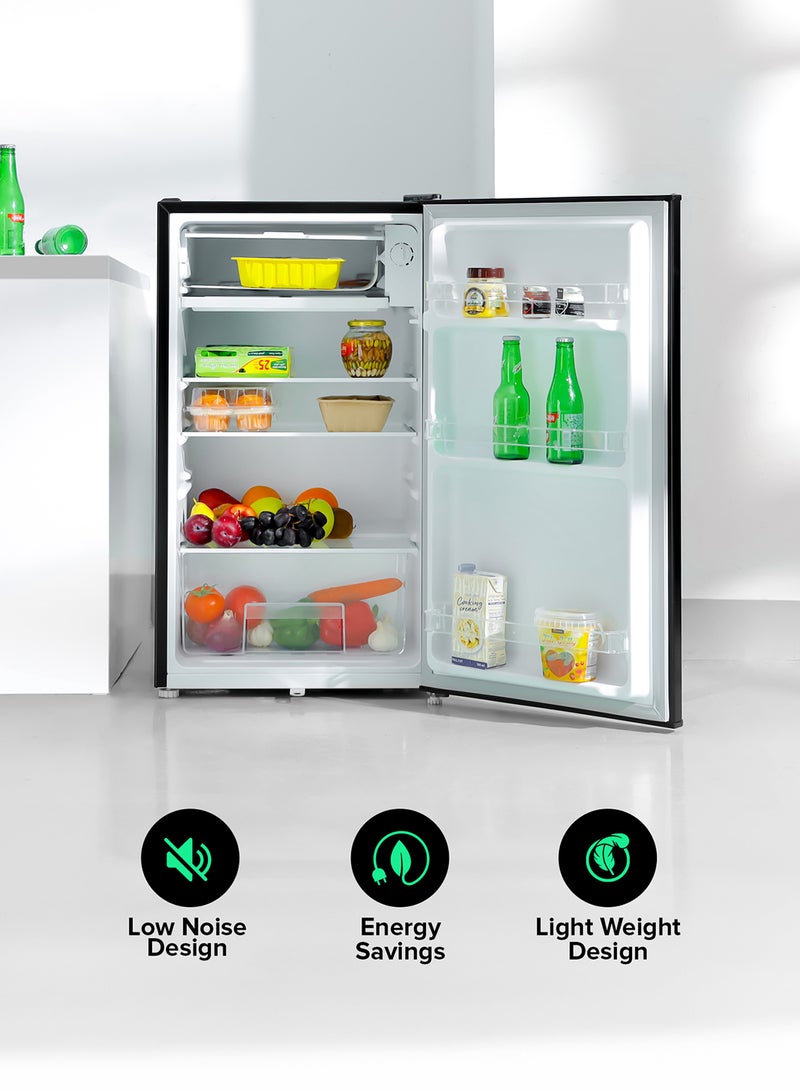 GEEPAS 120L Gross/92L Net Capacity, Single Door Mini Defrost Refrigerator With Retro Premium Design, Bottle Opener, Glass Shelves, Transparent Door Basket, Lock & Key, Low Noise, Low Voltage, Adjustable Front Wheel 120 L GRF1212BXE Black  - Image 5