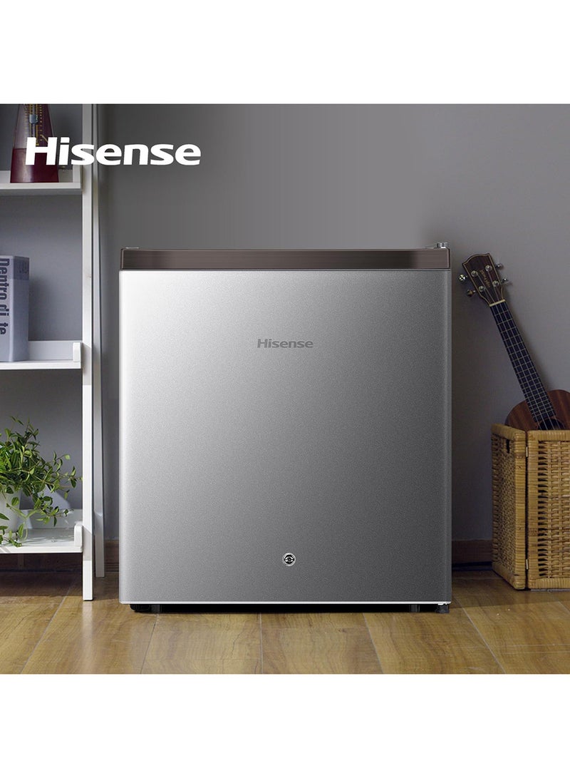 60l Gross and 45l Net Capacity Compact Single Door Refrigerator With Adjustable Thermostat Semi-auto Defrost Low Noise Silver RR60D4ASU Silver
