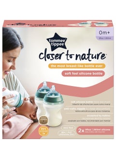 tommee tippee Pack Of 2 Closer To Nature Soft Feel Silicone Baby Bottles, Stain And Odour Resistant 0 Months+ 260  ml Clear  - Image 3