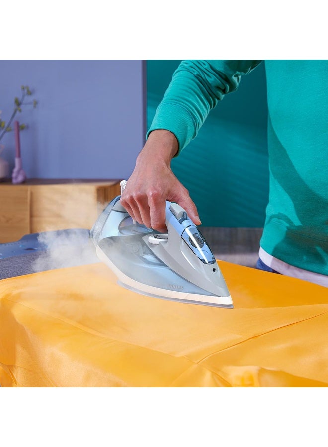 Philips 7000 Series Steam Iron - 2600W, 220 g steam boost, SteamGlide Plus soleplate, Light Blue/Gray - DST7011/26 300 ml 2600 W DST7011/26 Light Blue/Grey - Image 3