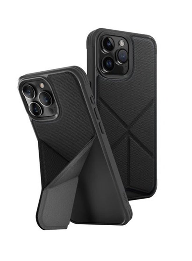 Uniq - Hybrid iPhone 15 Pro 6.7 (Max) Mag Click Charging Transforma Ebony Black - Image 1