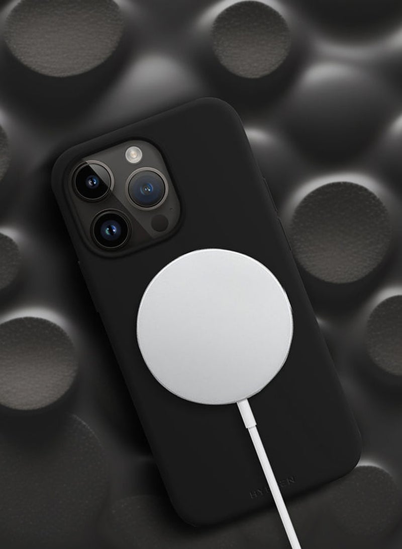 هايفن حافظة حماية MagSafe من السيليكون - آيفون 15 برو - 6.1 أسود - Image 5