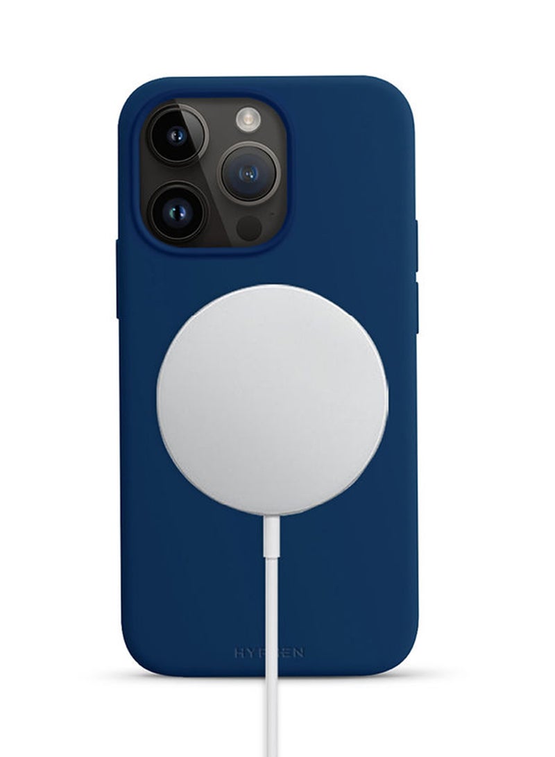 HYPHEN Tint Silicone MagSafe Case - iPhone 15 Pro - 6.1 Blue  - Image 4