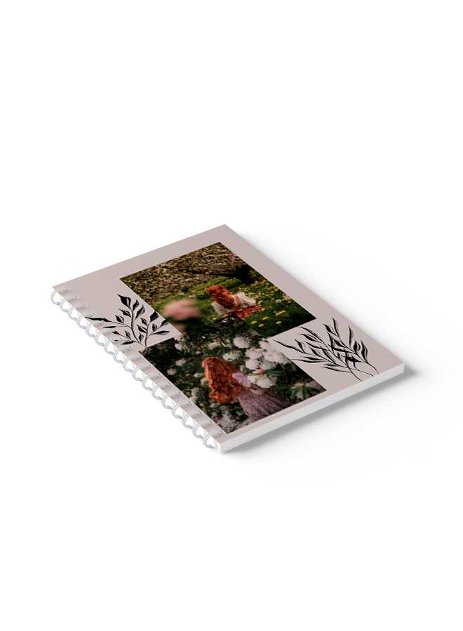 لوحة Spiral Notebook Girl In Grove Pink/Green/White/Yellow - Image 5