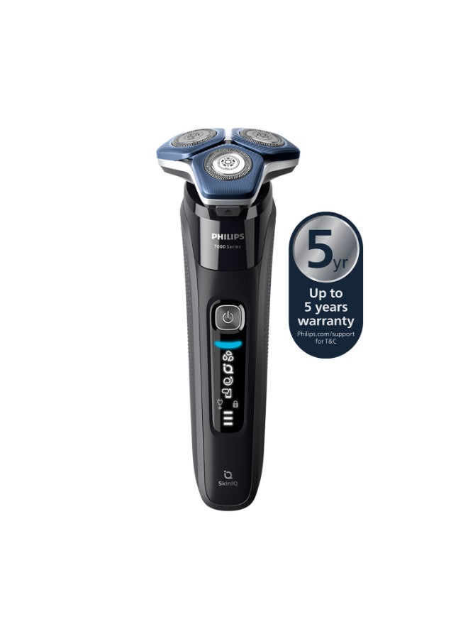 Philips - Shaver S7886/35,Wet & Dry Use,Smart SkinIQ Tech for a Close, Comfortable Shave,Flexible Heads, Motion Control Sensor,60min Cordless Use, Travel Case Included Black - Image 1