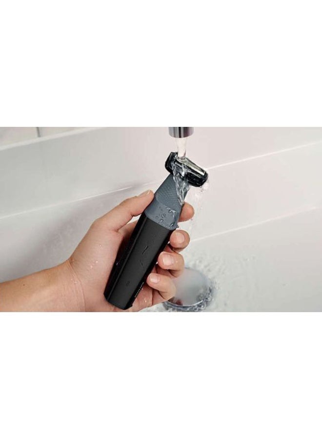 Philips - International Version Body Trimmer With 2 PIN BG3010/15 Black/Grey - Image 1