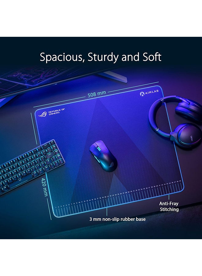 أسوس - ASUS NC16 ROG Hone Ace Aim Lab Edition: قم بتحسين هدفك بنسبة 10% في 10 ساعات فقط مع ميزات التدريب الحصرية لـ Aim Lab والسطح والتتبع الأمثل لـ ASUS ROG Hone Ace. - Image 1