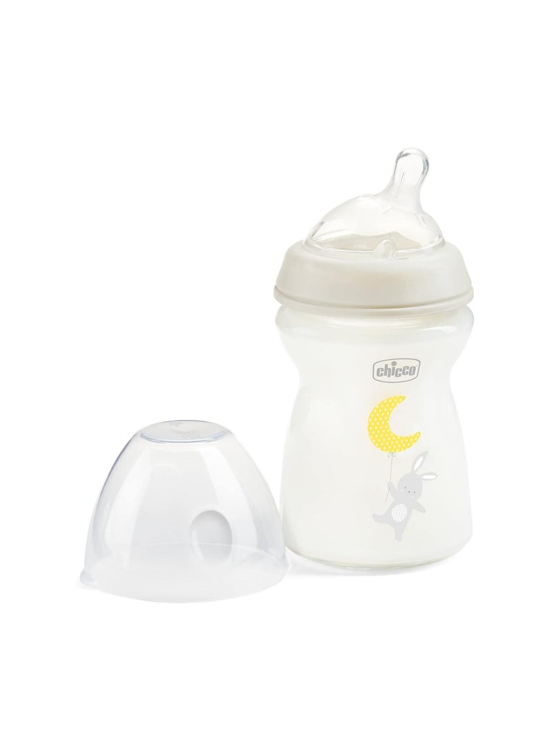 شيكو زجاجة شيكو المضادة للمغص بملمس طبيعي +0 شهر، سعة 250 مل، تدفق بطيء