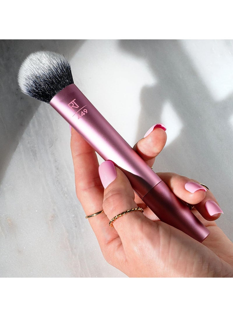 ريل تكنيكس فرشاة خدود مدببة، لوضع أحمر الخدود، أو الهايلايتر، أو البودرة السائبة أو المضغوطة، ذات شعيرات صناعية ناعمة، لتطبيق المكياج بدقة، بمقبض من الألومنيوم، خالية من القسوة على الحيوانات - Image 2