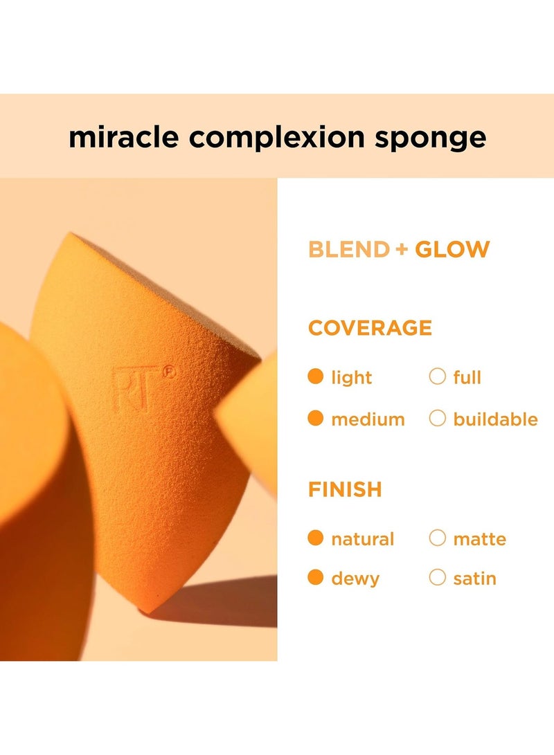 ريل تكنيكس - 4 Miracle Complexion, Makeup Blending, For Foundation, Offers Light To Medium Coverage, Natural, Dewy, Orange Sponge, Packaging May Vary Orange - Image 1