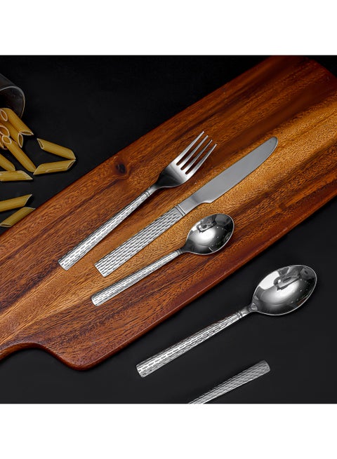16-Piece Cutlery Set Stainless Steel Cutlery Includes 4 Teaspoons, 4 Dinner spoons, 4 Dinner Forks, 4 Dinner Knives Stylish Hammered Finish, Suitable for Dining Table 23.0cm