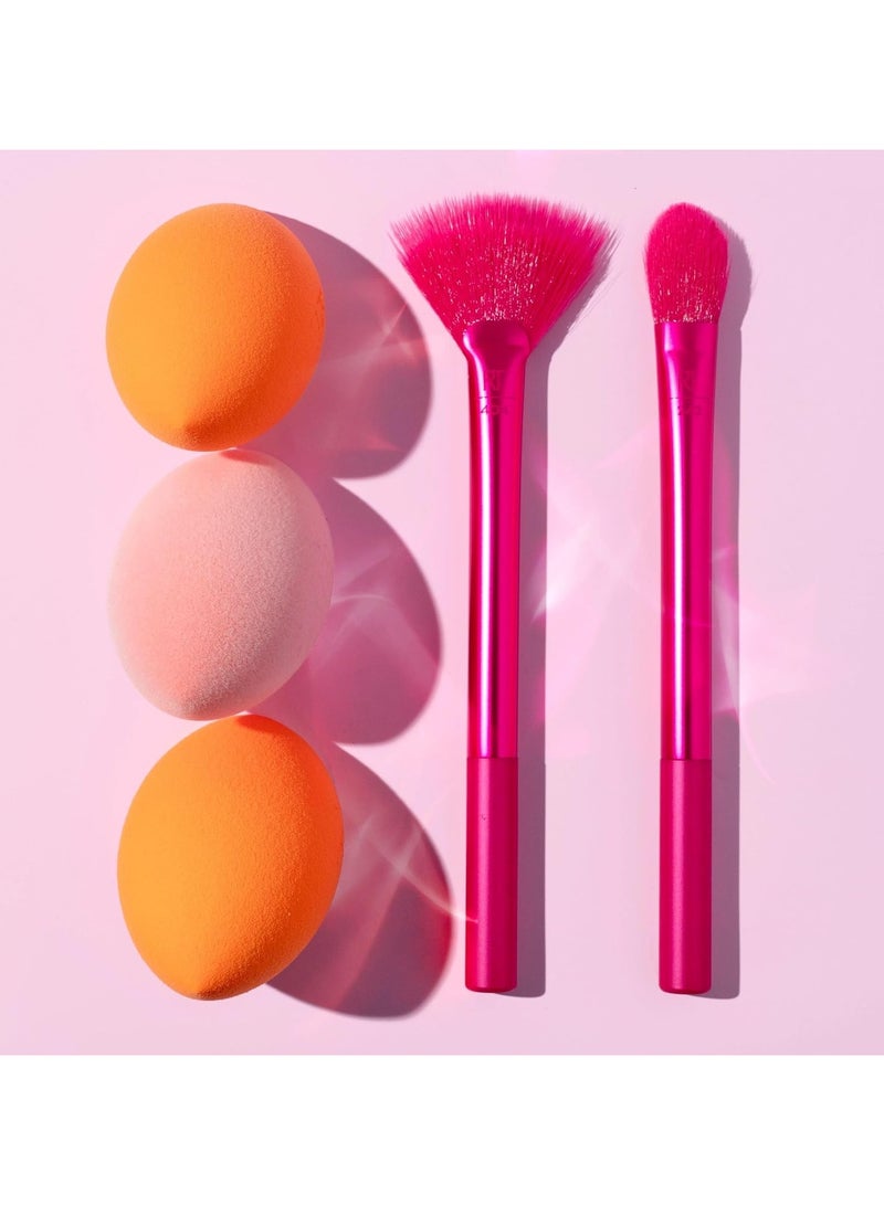 ريل تكنيكس Limited Edition Starlite Nights Brush + Sponge Kit, Makeup Brush & Makeup Blending Sponge Set For Foundation & Powder, Kitten Paw Brush For Concealer, 5 Piece Gift Set Multicolour - Image 5