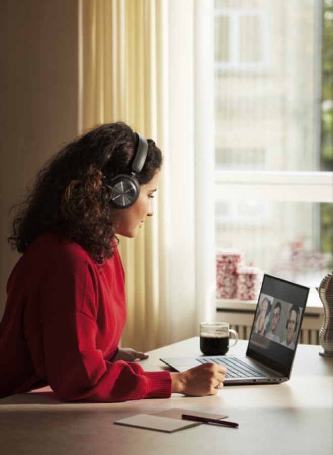 Bang & Olufsen Beoplay HX Comfortable Wireless ANC Over-Ear Headphones Black Anthracite - Image 3