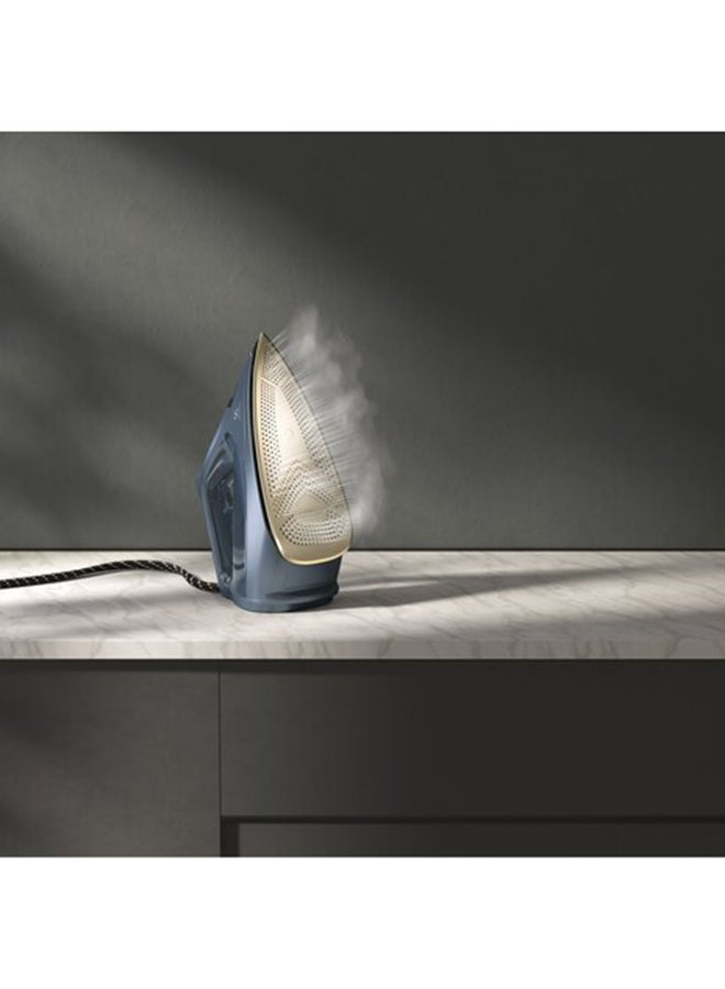 Electrolux Steam Iron With PrecisionCare Technology, OutdoorCare And Resilium Soleplate 0.37 L 2800 W E8SI1-80BM Blue Metallic - Image 4
