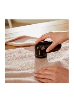 Philips Fabric Trimmer Removes Lint Quickly And Effectively GC026/80 Black  - Image 2