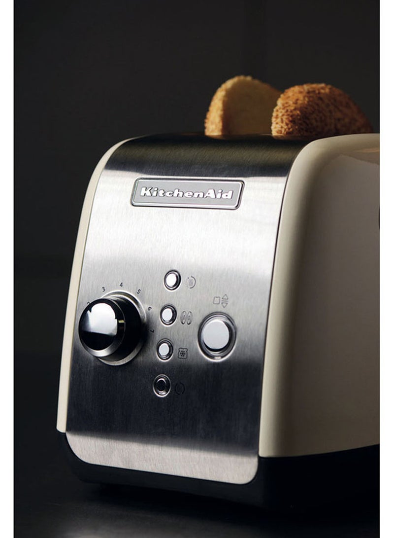 KitchenAid Toaster 2 Slice Automatic 1100 W 5KMT221BAC Almond Cream  - Image 4