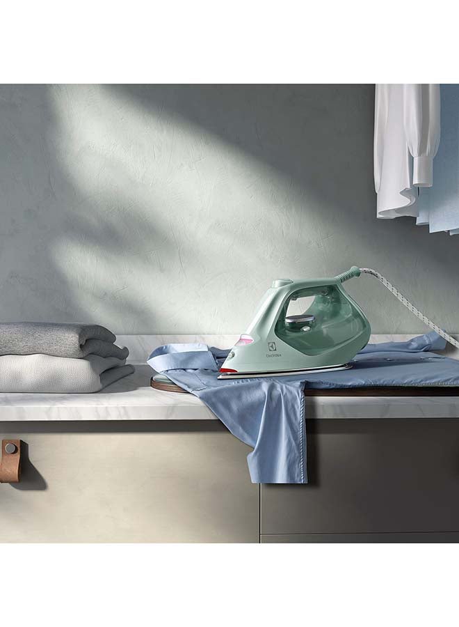 Electrolux Steam Iron With Powerful Steam Shot, Non-Stick Scratch-Resistant Resilium Soleplate, Tailored Programs For Every Fabric, Dual Clean System, Over Heating Protection, AutoOff 0.25 L 2300 W E7SI1-82LG Green - Image 4