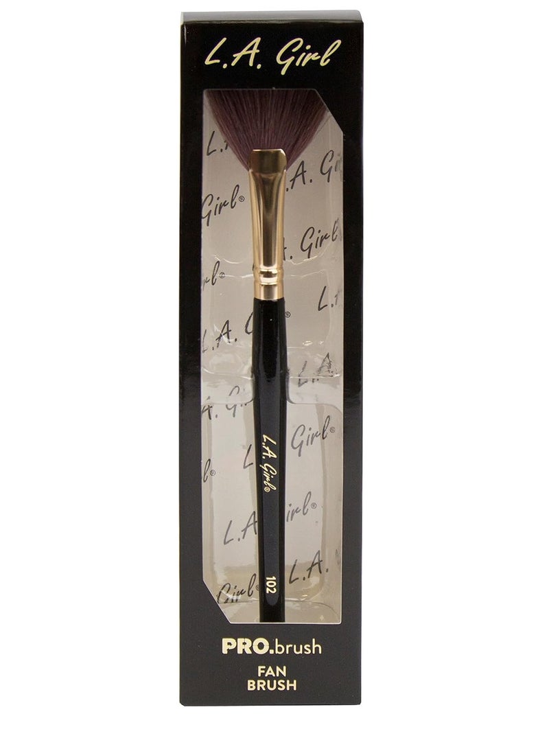 LA Girl Pro Brushes  - GPB102 - Fan Brush Brown  - Image 2