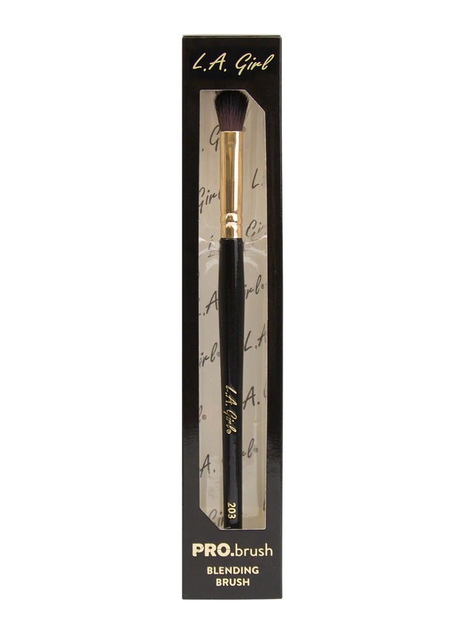 LA Girl Pro Brushes  - GPB203 - Blending Brush Brown  - Image 3