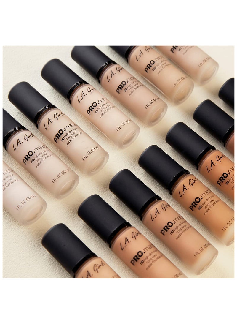 LA Girl Pro.Matte Foundation Soft Honey  - Image 4