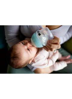 tommee tippee Anti-Colic Feeding Bottle 150ml  - Image 2