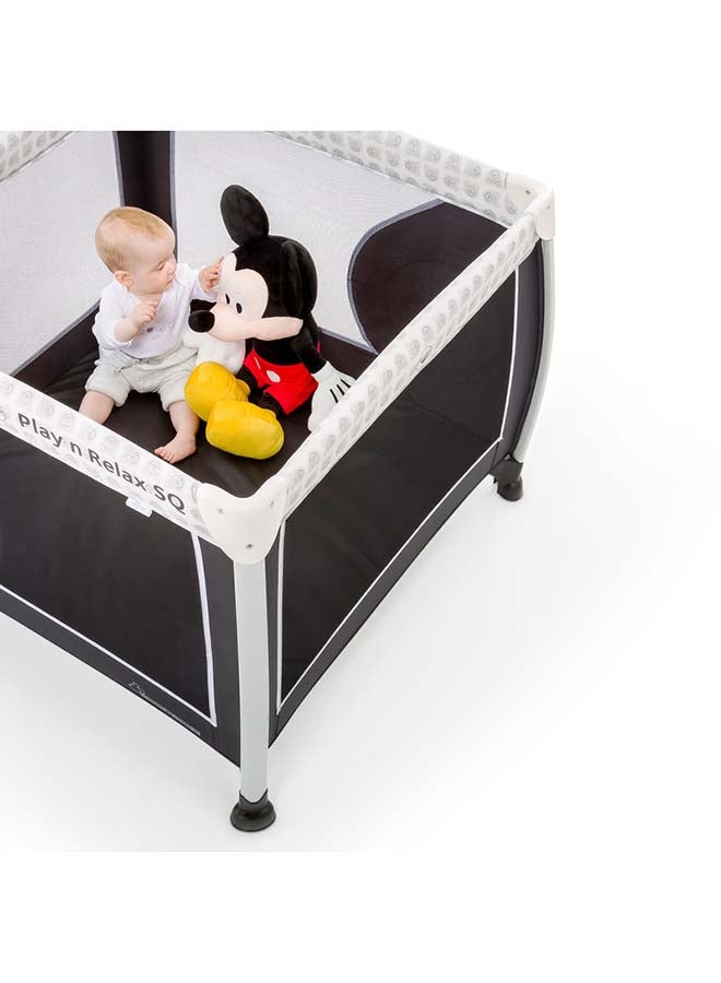 hauck Foldable Disney Play N Relax Travel Cot  For Baby, Up To 15 Kg, 98 X 98 CM, Transport Bag Included, Mickey Cool Vibes - Image 5