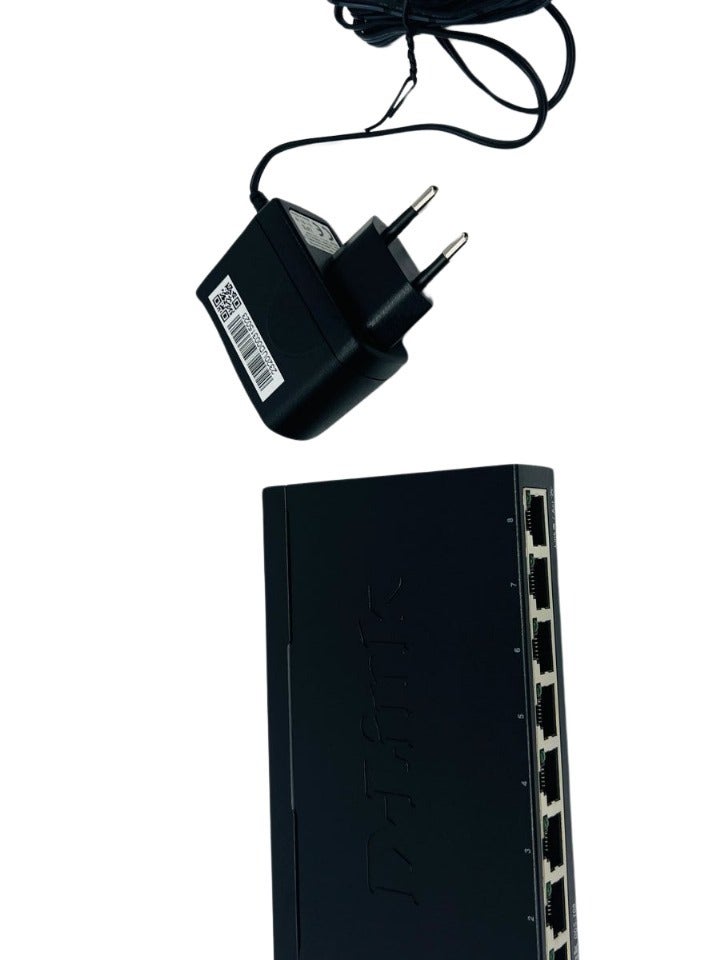 D-Link 8-Port Gigabit Unmanaged Desktop Switch - DGS-108 Black  - Image 5