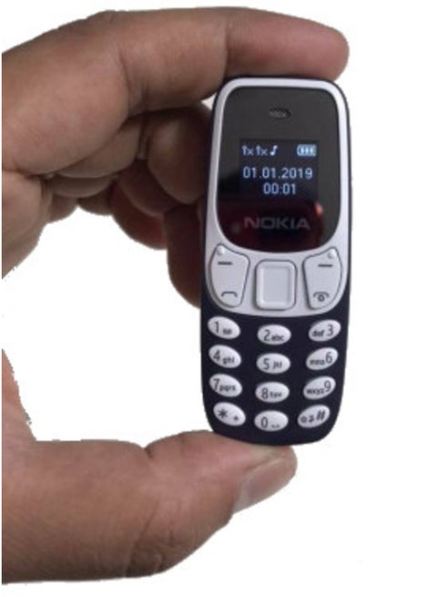 BM10 Mini Dual SIM Phone With 32 MB Internal Memory Is The Smallest Phone In The World
