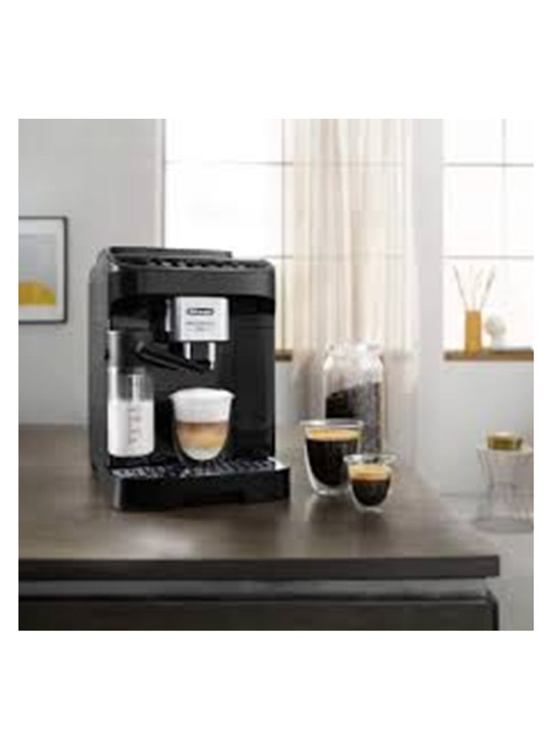 De'Longhi - De'Longhi Magnifica , Fully Automatic Coffee and Cappuccino Machine, 4 Recipes 1.8 L 1450 W ECAM223.61.GB Basic Color Black - Image 1