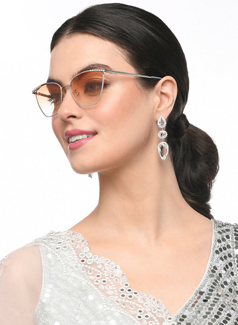 VINCENT CHASE Women's Women's Polarized Cat Eye Sunglasses - VC S16465 - Lens Size: 55 Mm  - Image 4