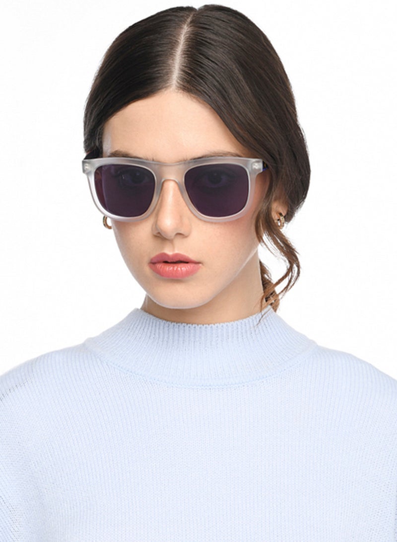 VINCENT CHASE Unisex Polarized Wayfarer Sunglasses - VC S16414 - Lens Size: 53 Mm  - Image 4