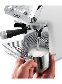 La Specialista Arte Bean To Cup Fully Automatic Coffee Machine With Built In Grinder, Americano, Cappuccino, Latte, Macchiato & Espresso Maker For Home & Office 1.5 L 1550 W ‎EC9155.W Silver - pnsku/N70072585V/45/_/1715937374/75179654-43eb-40b4-a8c1-e4074871c8fa