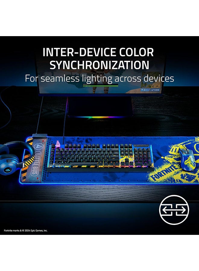 لوحة ماوس الألعاب Razer Goliathus Extended Chroma: إضاءة Chroma RGB قابلة للتخصيص - مادة ناعمة من القماش - تحكم وسرعة متوازنان - قاعدة مطاطية غير قابلة للانزلاق - إصدار Fortnite