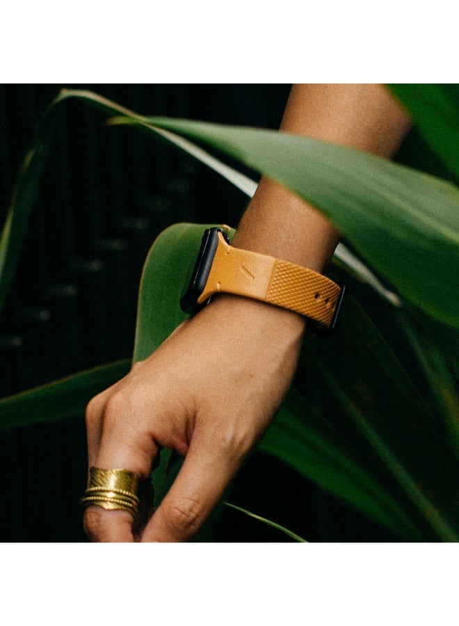 Native Union (Re)Classic Band For Apple Watch Ultra / 42 / 44 / 45mm Models - Elegant Textured Leather Band, Comfortable All-Day Wear, Eco-Friendly, Stain Resistant, Secure Attachment - Kraft - Image 3