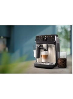 Philips Series 5500 Fully Automatic Latte Go Espresso Machine Silent Brew Technology Quick Start Aromatic Coffee From Freshly Ground Beans 20 Hot And Iced Drinks 5 L 1500 W EP5544_80 Black 1.8 L 1500 W Series 5500 black  - Image 5